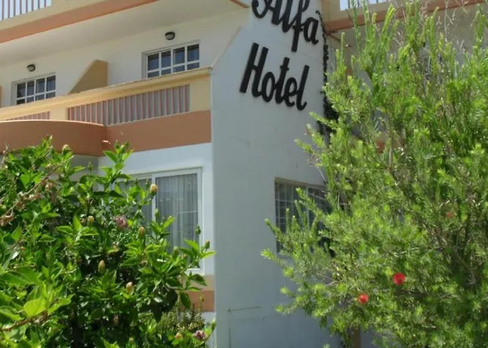 Alfa 3* Κολύμπια